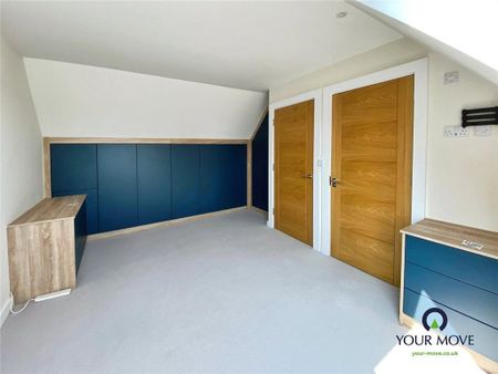 3 bedroom end of terrace house to rent - Photo 2