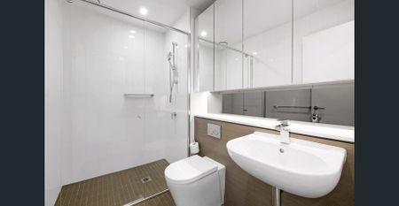 Immaculately Crafted Urban Haven of Space and Privacy - Photo 5