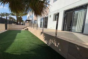 Duplex in Arenales del Sol, Playa de Los Arenales, for rent