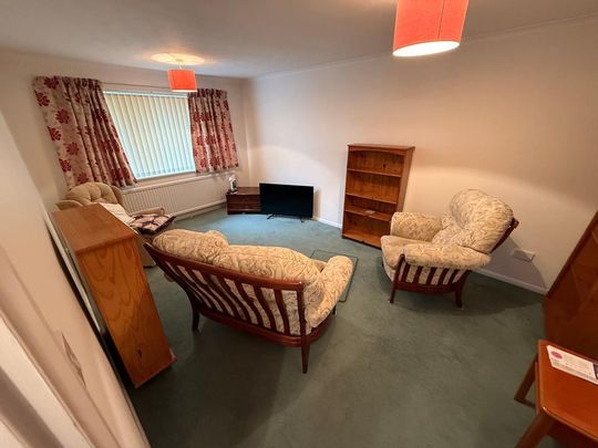 2 bedroom bungalow to rent - Photo 1