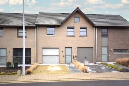 Ruime gezinswoning met drie slaapkamers en tuin - Photo 4