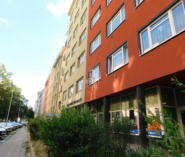 Pronájem bytu 1+kk 30 m2 - Fotografie 2