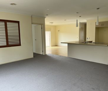 48 Daly Boulevard - Photo 3