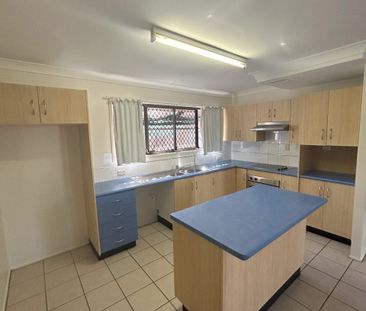 LOVELY & EASY 2 BEDROOM 1 BATHROOM TOWNHOUSE IN KIRWAN - Photo 1