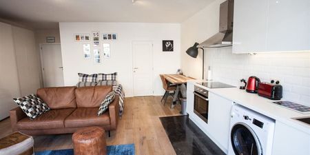 Appartement te huur in Antwerpen voor € 830 met 1 slaapkamer - Foto 2