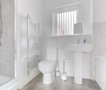 1 bed ground floor flat to rent in Ambassador Avenue, Birmingham, B31 - Photo 6