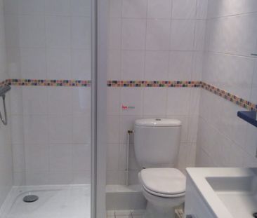 Location Appartement 2 pièces 42m² LILLE 59000 - Photo 5