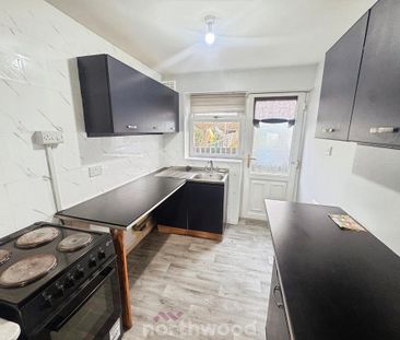 2 bedroom terraced house to rent - Photo 5