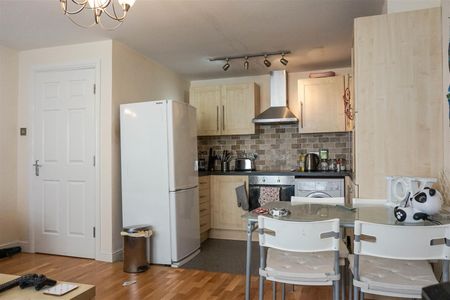 Flat 22, 10 Broomfield Cres, Headingley, Leeds, LS6 3DD - Photo 2