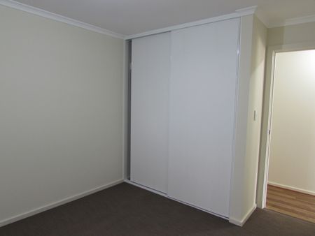 30 Carlson St, Mount Barker SA 5251 - House For Rent | Domain - Photo 3