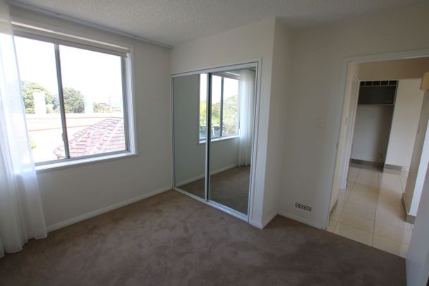 Prime Location & Lifestyle! - Photo 1