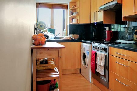 1 bedroom flat to rent - Photo 5