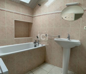 Location Maison 4 pièces 76m² - Photo 3