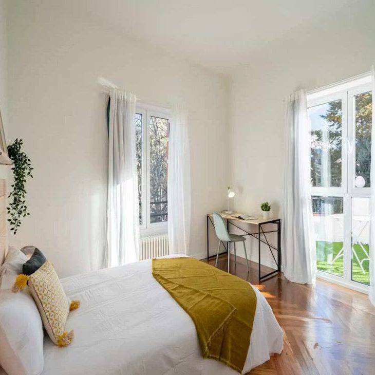 Calle de los Olivos, Madrid, Community of Madrid 28003 - Photo 1