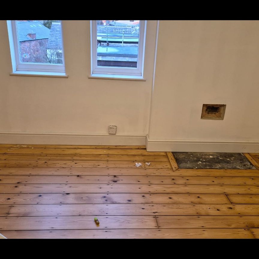 1 Bed Flat, Regent Street, NG7 - Photo 1