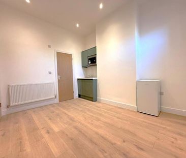 Studio to rent - Photo 4