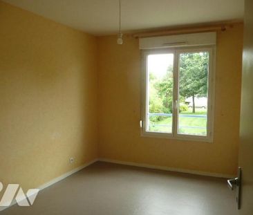 Proche centre-ville et commerces - appartement T2 - 45 m² habitables. - Photo 2