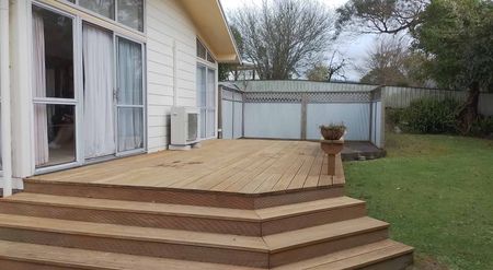 Cosy Family Home in Waihi Township - Photo 3