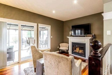 For Lease - 19 Maryann Price Lane, Cambridge, Ontario - Photo 2