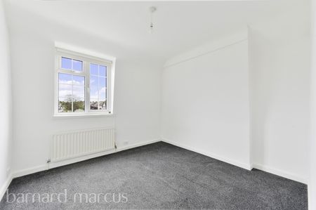 The Broadway, Stoneleigh - Photo 4