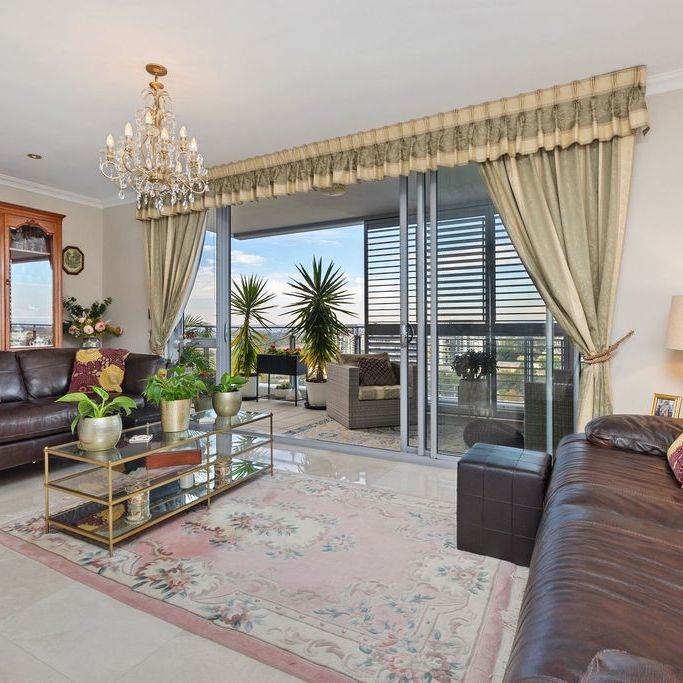 Premium Two-Bedroom Riverfront Residence - Photo 1