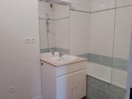 Location Appartement 3 pièces 69m² BUXEROLLES 86180 - Photo 5