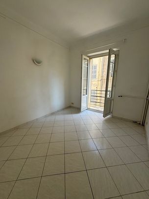 T2 - Photo 1