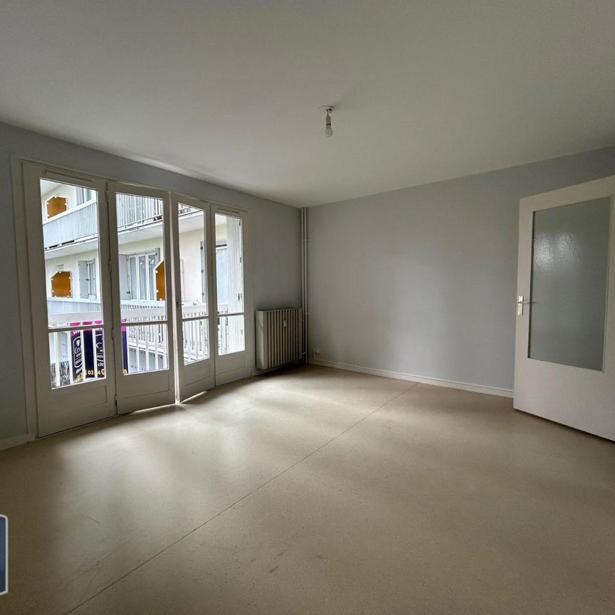 Location Appartement 1 pièce 33m² CHATEAUROUX 36000 - Photo 1