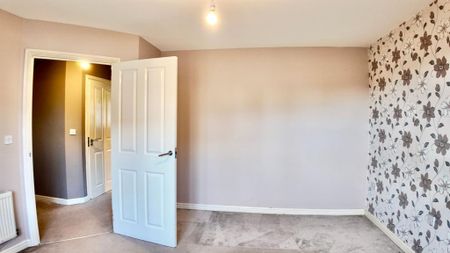 3 bedroom terraced house to rent - Photo 4