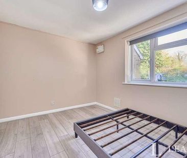 Crouch Court, Harlow, CM20 - Photo 4