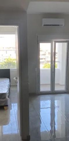 Studio/Γκαρσονιέρα για ενοικίαση Κέντρο (Μενεμένη) - Photo 2