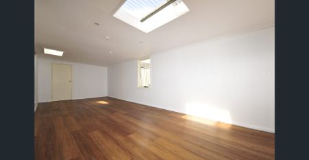 Refurbished Family Home in Prime Cranbourne East Location - Photo 5