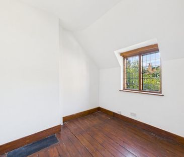 3 bedroom end of terrace house to rent - Photo 4