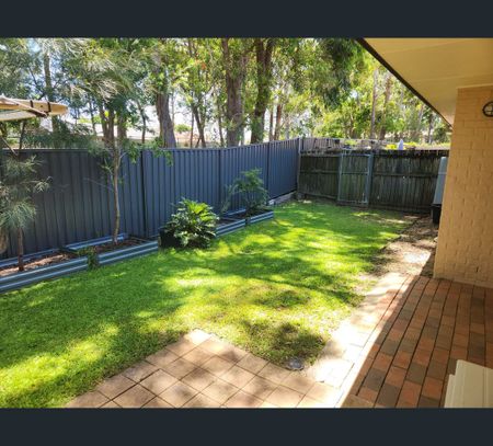 Unit 16/20 Brown Street, Labrador, Qld 4215 - Photo 2