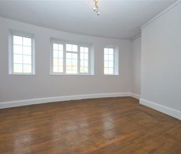 3 bedroom apartment to rent - Photo 6
