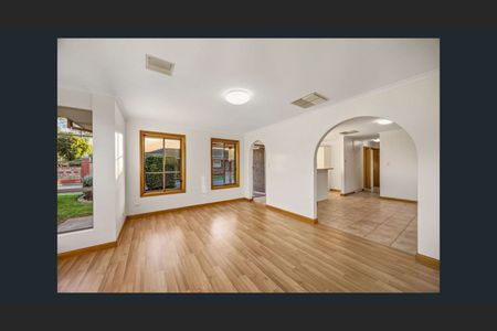 Private & Low-Maintenance Living! - Photo 4