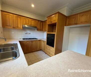 Well positioned large rear house boasting with charm of yesteryear! - Photo 4