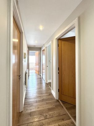 2 Bed Flat, Settlers Court, E14 - Photo 1
