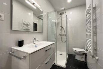 Carrer de Sardenya, Barcelona, Catalonia 08018