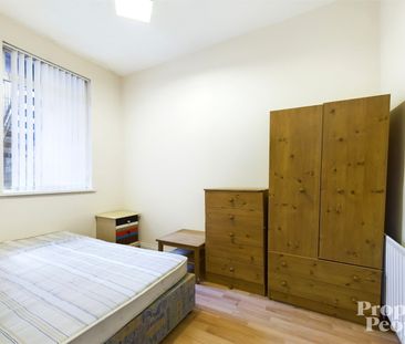 APT 1, 12 Allworthy Avenue, Belfast, BT14 6BU - Photo 6