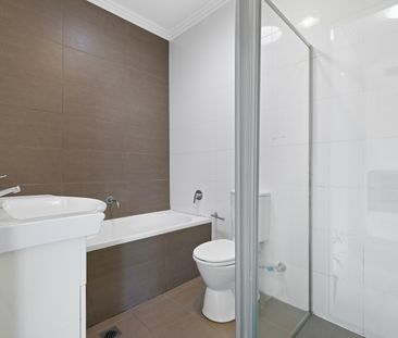 2/181 Targo Road, Girraween NSW 2145 - Townhouse For Rent | Domain - Photo 2
