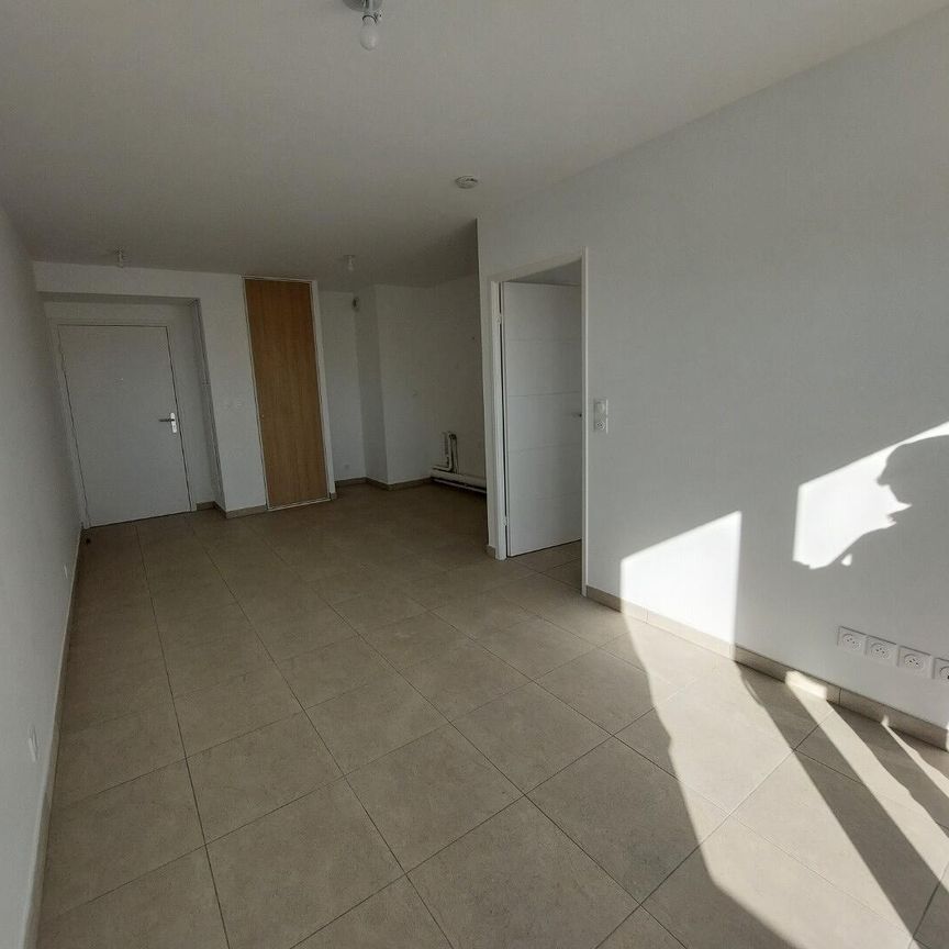 location Appartement T2 DE 40.02m² À MARSEILLAN - Photo 1