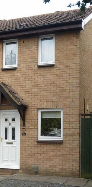 2 bedroom end of terrace house to rent - Photo 1