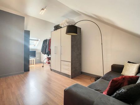 MAISON MEUBLE T3 – 80 m² – SAINT-JOSEPH - Photo 3