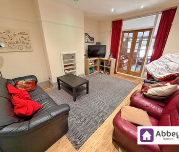 1 bedroom in a house share to rent - Photo 3
