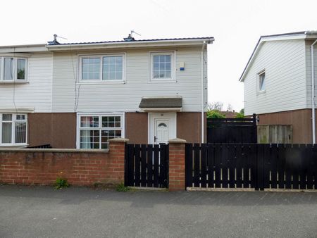 3 bed semi-detached house to rent in Bideford Gardens, Jarrow, NE32 - Photo 3