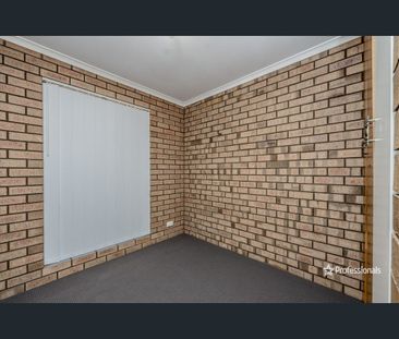 15 Solomon Circle, Karloo, WA 6530 - Photo 2