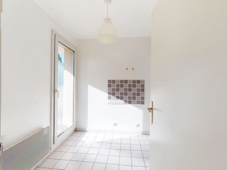 Location Appartement 1 pièces 31 m2 à Pontault-Combault - Photo 5