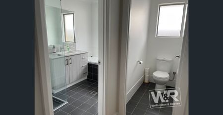 FANTASTIC 3-BEDROOM HOME IN QUIET CUL-DE-SAC - Photo 4