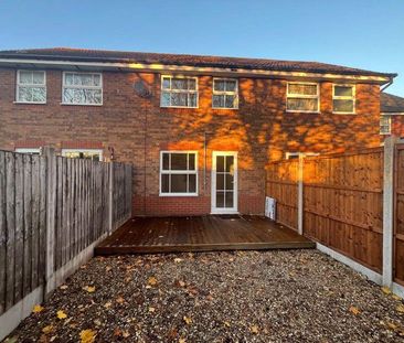 2 bedroom terraced house to rent - Photo 4